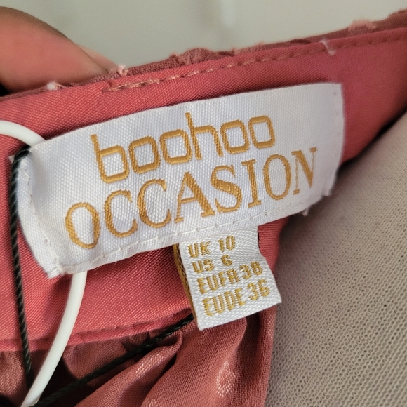 Boohoo Occasion Swiss Dot Gathered Dress / Dusky Rose / US Size 6 - Picture 10 of 10